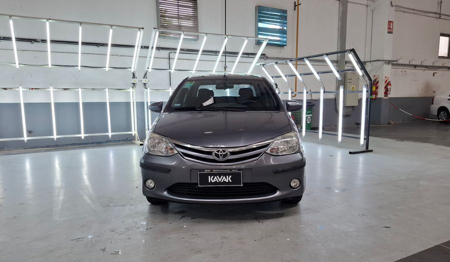 Toyota Etios 1.5 XLS Sedan 2014