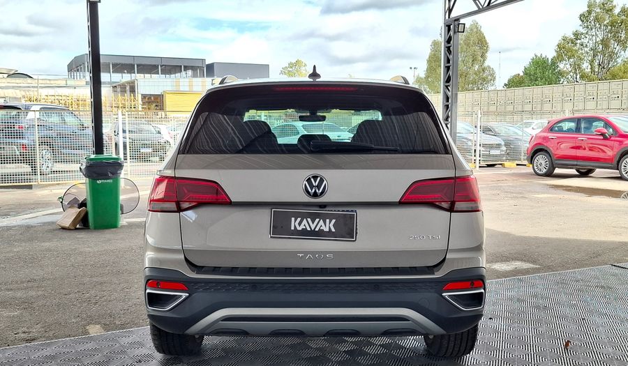 Volkswagen Taos 1.4 250 TSI COMFORTLINE AUTO Suv 2025