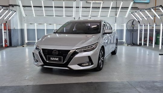 Nissan • Sentra