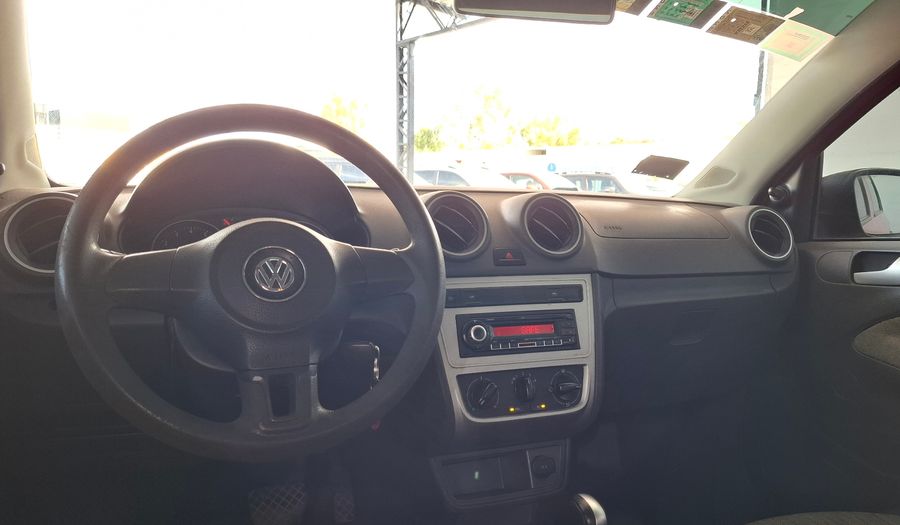 Volkswagen Voyage 1.6 COMFORTLINE PLUS I MOTION Sedan 2014