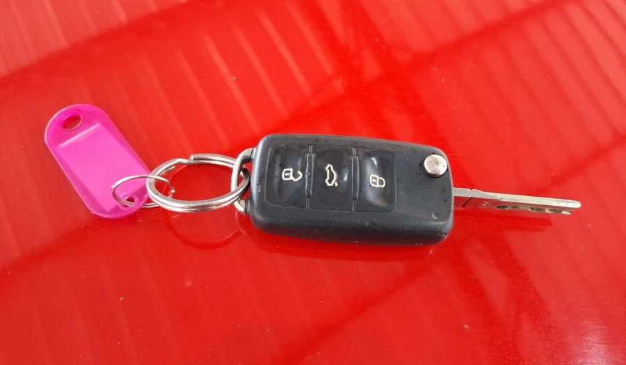 Volkswagen Voyage 1.6 COMFORTLINE PLUS I MOTION Sedan 2014