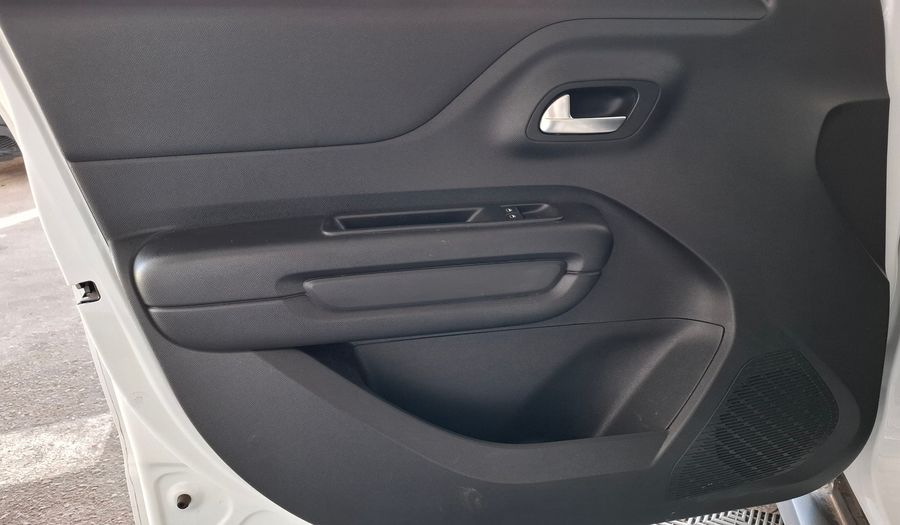 Citroen C3 Aircross 1.0 T200 SHINE BITONO AUTO Suv 2024