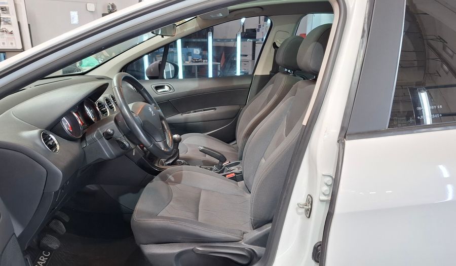 Peugeot 308 1.6 ALLURE Hatchback 2017