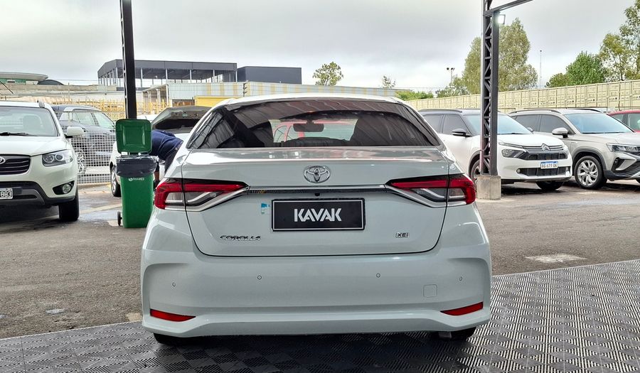Toyota Corolla 2.0 XEI CVT Sedan 2023