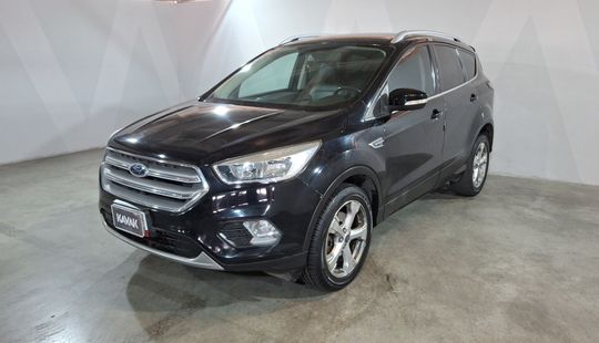 Ford • Escape