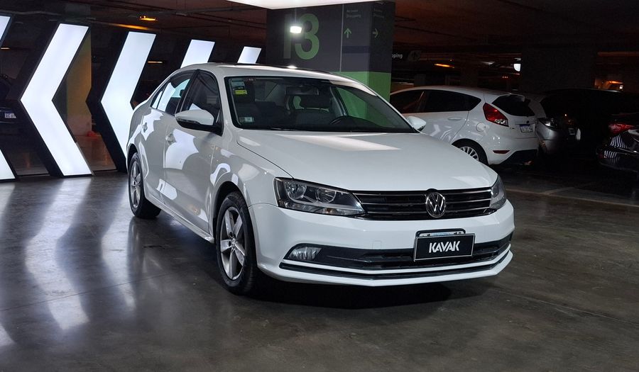 Volkswagen Vento 2.5 ADVANCE PLUS TIPTRONIC Sedan 2015
