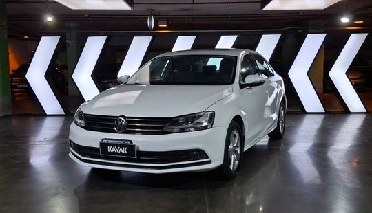 Volkswagen • Vento