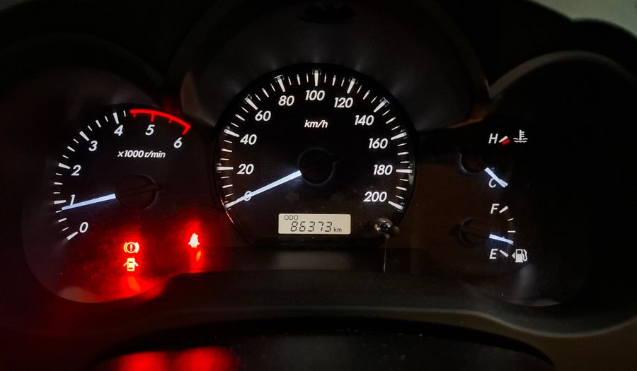 Toyota Hilux SR 3.0 4X2 C/D TDI Pickup 2014