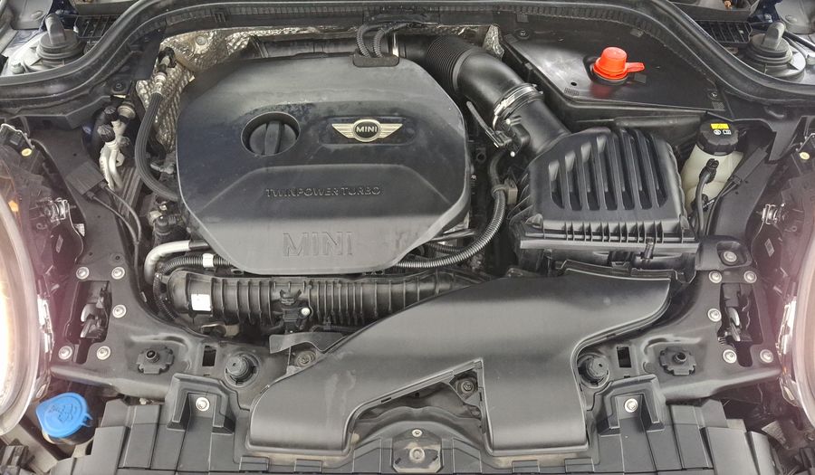 Mini Cooper S 2.0 COOPER HOT CHILI AT Hatchback 2017