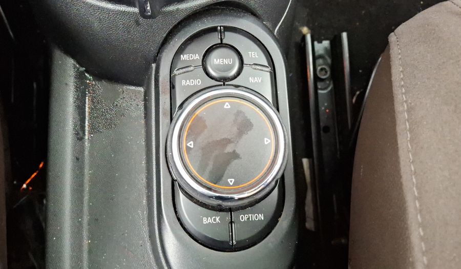 Mini Cooper S 2.0 COOPER HOT CHILI AT Hatchback 2017