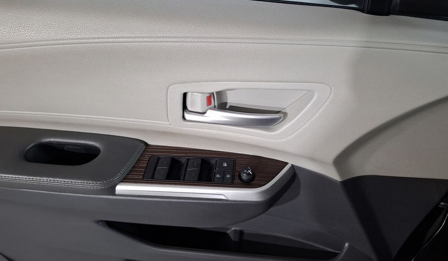 Toyota Sienna 2.5 HEV XLE AUTO Minivan 2021