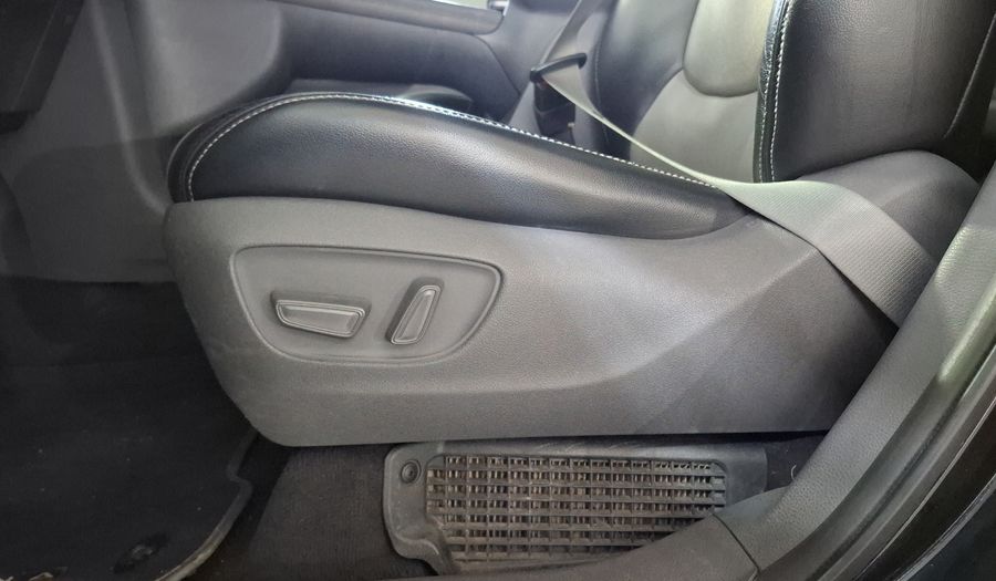 Toyota Sienna 2.5 HEV XLE AUTO Minivan 2021