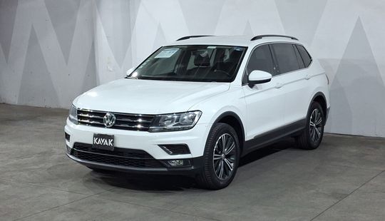Volkswagen • Tiguan