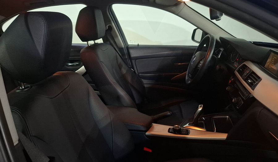 Bmw Serie 3 2.0 320IA Sedan 2016