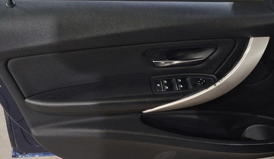 Bmw Serie 3 2.0 320IA Sedan 2016