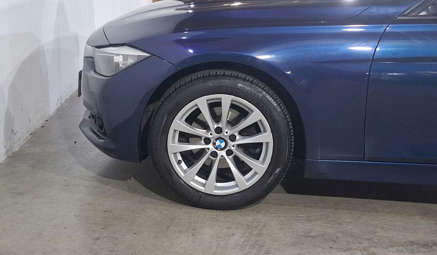 Bmw Serie 3 2.0 320IA Sedan 2016