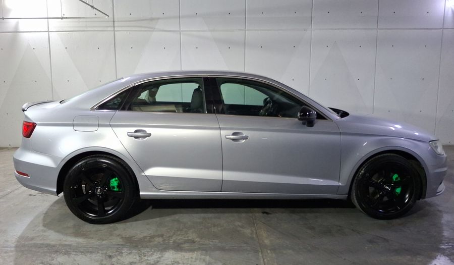 Audi A3 1.4 TFSI ATTRACTION S TRONIC Sedan 2015