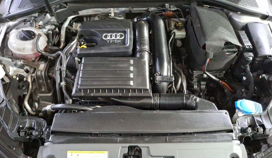 Audi A3 1.4 TFSI ATTRACTION S TRONIC Sedan 2015