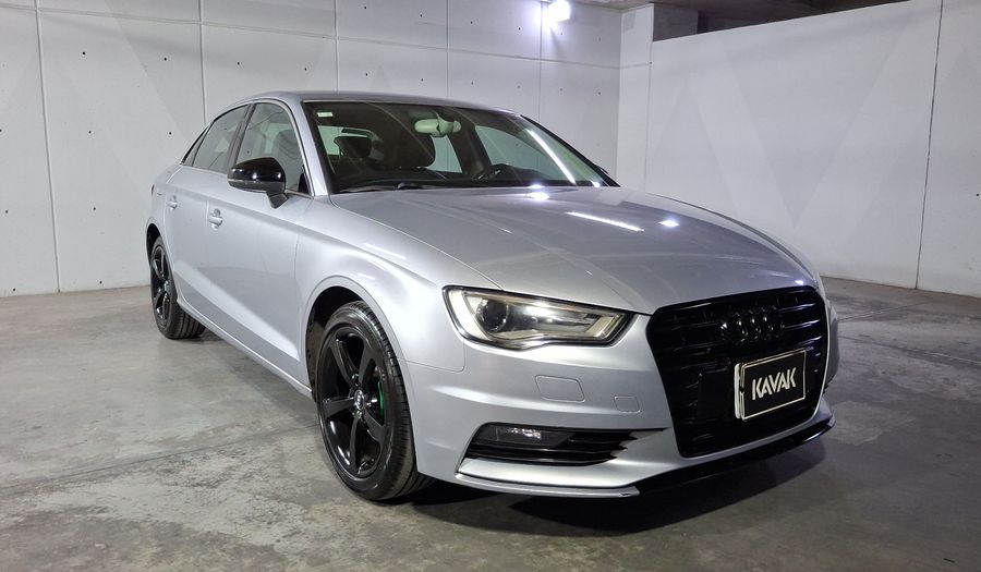 Audi A3 1.4 TFSI ATTRACTION S TRONIC Sedan 2015