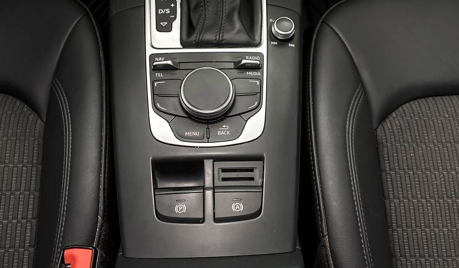 Audi A3 1.4 TFSI ATTRACTION S TRONIC Sedan 2015