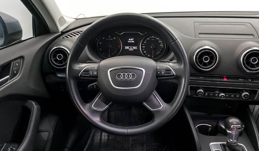 Audi A3 1.4 TFSI ATTRACTION S TRONIC Sedan 2015
