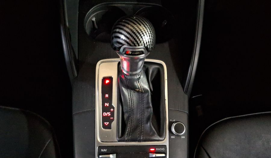 Audi A3 1.4 TFSI ATTRACTION S TRONIC Sedan 2015