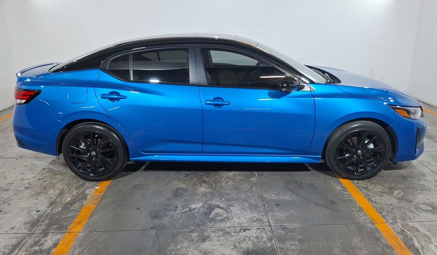Nissan Sentra 2.0 SR PLATINUM BITONO CVT Sedan 2025