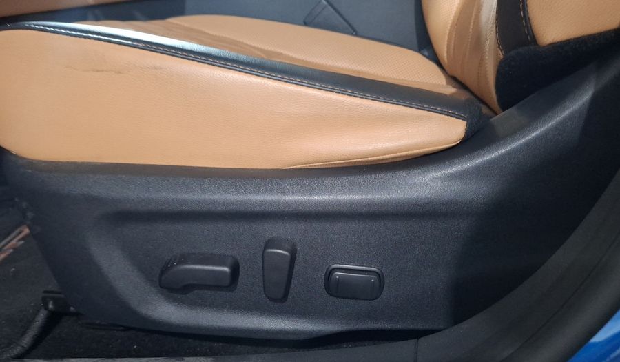 Nissan Sentra 2.0 SR PLATINUM BITONO CVT Sedan 2025