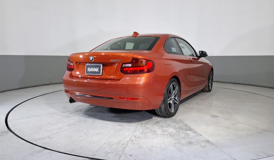 Bmw Serie 2 2.0 220IA SPORT LINE Coupe 2016