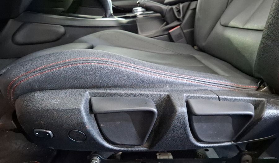 Bmw Serie 2 2.0 220IA SPORT LINE Coupe 2016