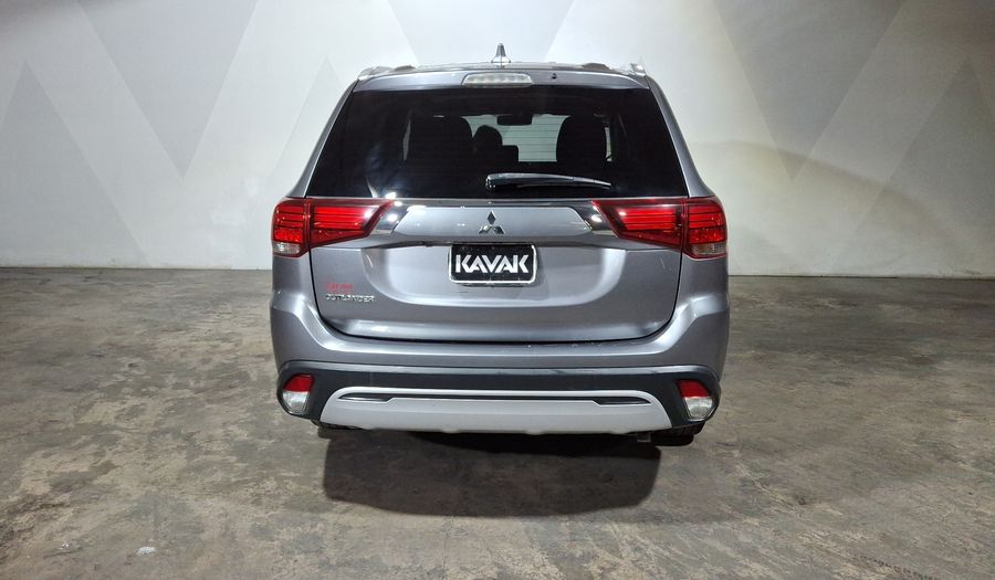 Mitsubishi Outlander 2.4 SE CVT Suv 2019