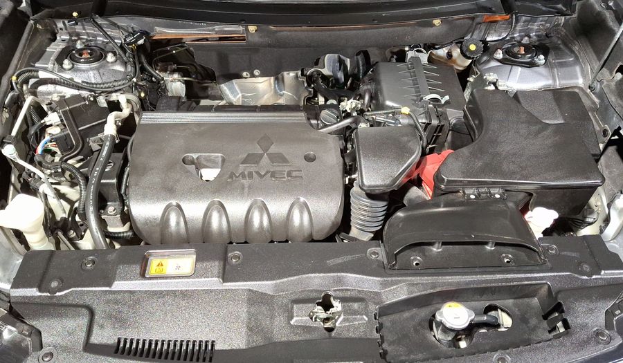 Mitsubishi Outlander 2.4 SE CVT Suv 2019