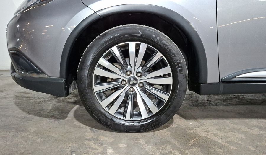 Mitsubishi Outlander 2.4 SE CVT Suv 2019