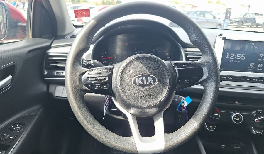 Kia Rio 4 1.4 LX AC ABS Sedan 2021