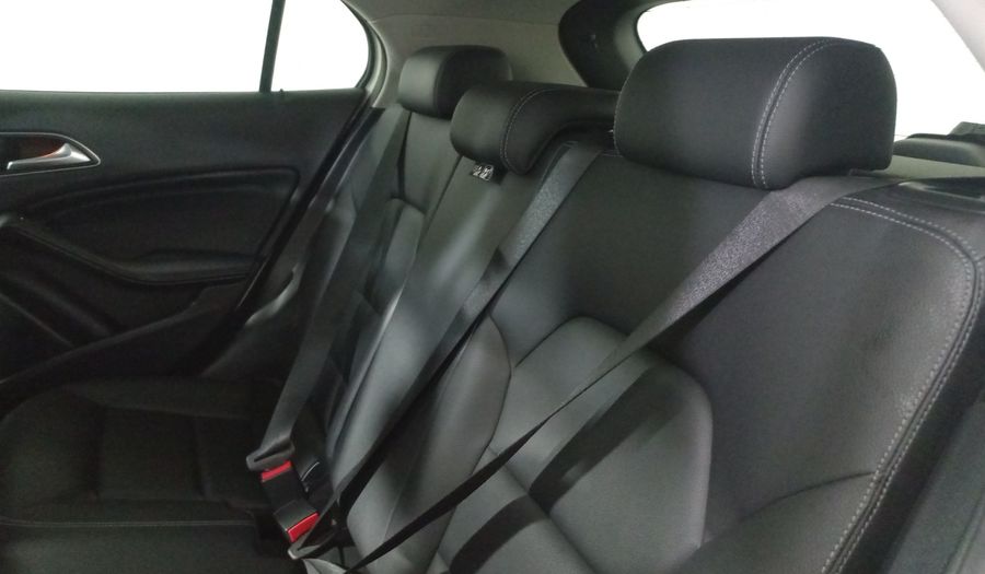 Mercedes Benz Clase Gla 1.6 GLA 200 DCT Suv 2018