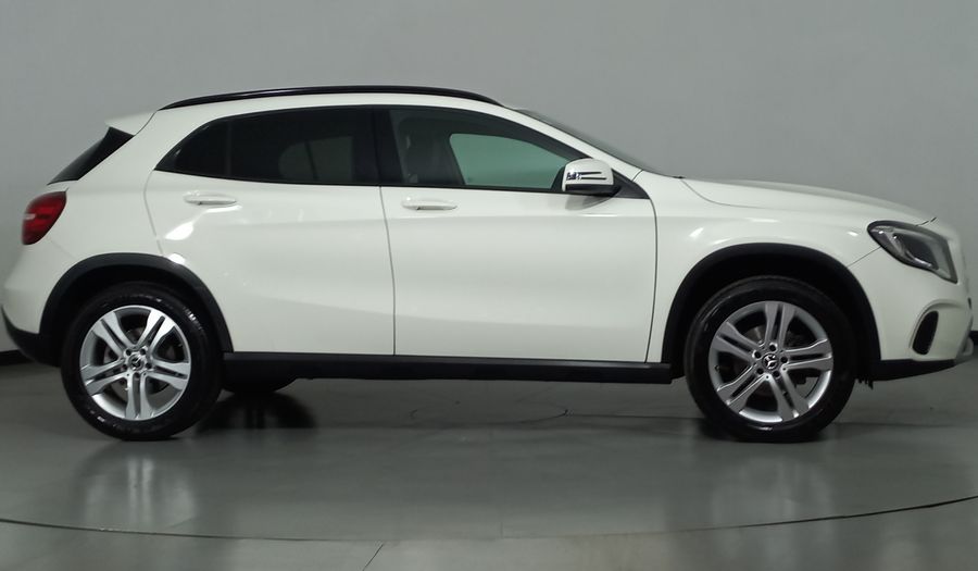 Mercedes Benz Clase Gla 1.6 GLA 200 DCT Suv 2018