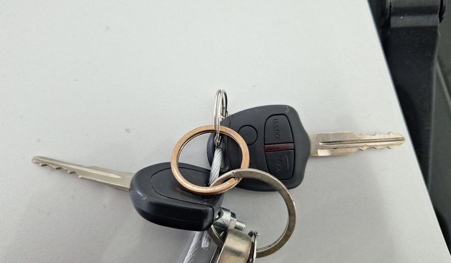 Mitsubishi Mirage 1.2 GLX Hatchback 2016