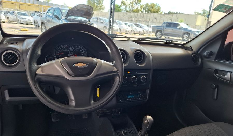 Chevrolet Celta 1.4 LT Hatchback 2011