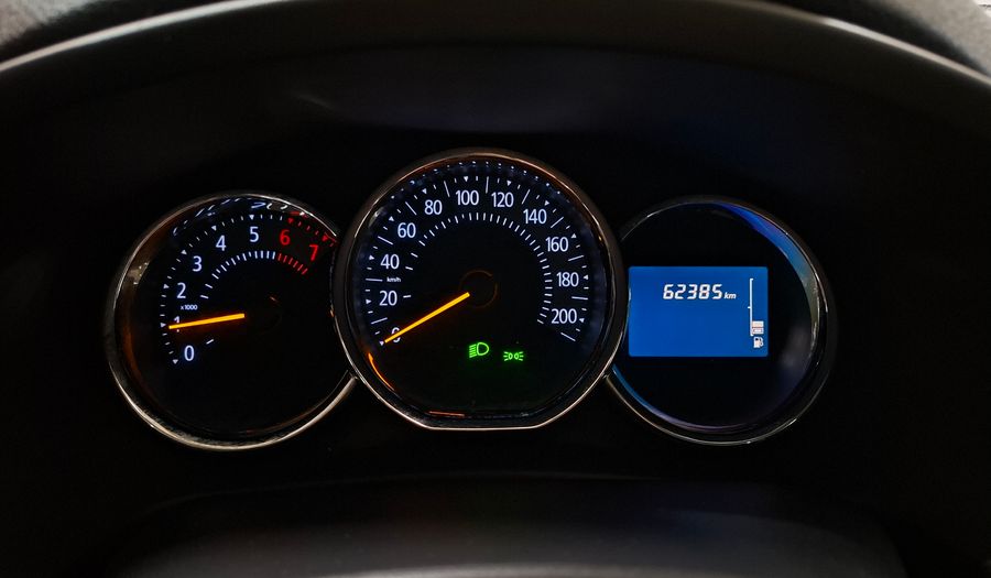 Renault Sandero 1.6 PRIVILEGE Hatchback 2017