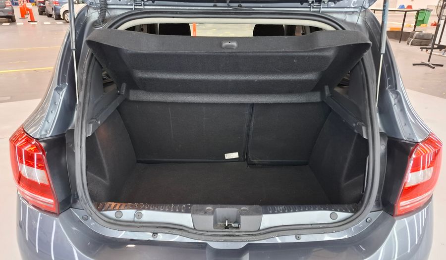 Renault Sandero 1.6 PRIVILEGE Hatchback 2017