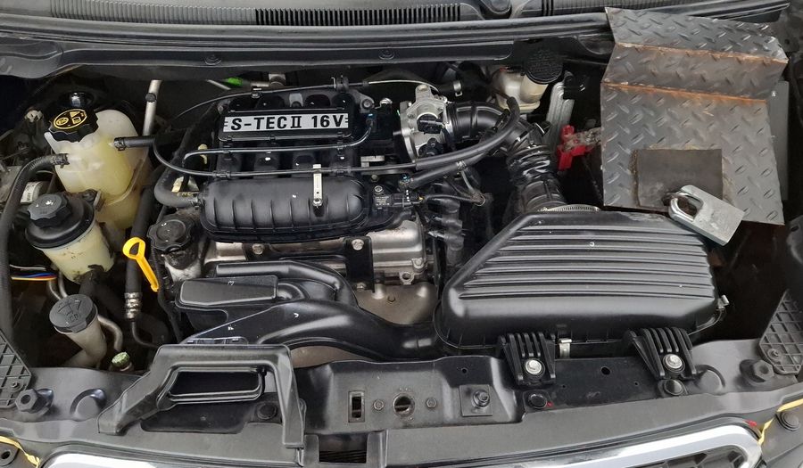 Chevrolet Spark 1.2 DOT G MT Hatchback 2015