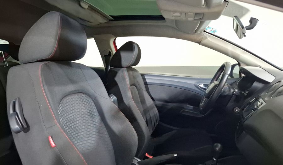 Seat Ibiza 1.4 FR DSG 2 PTAS Hatchback 2013