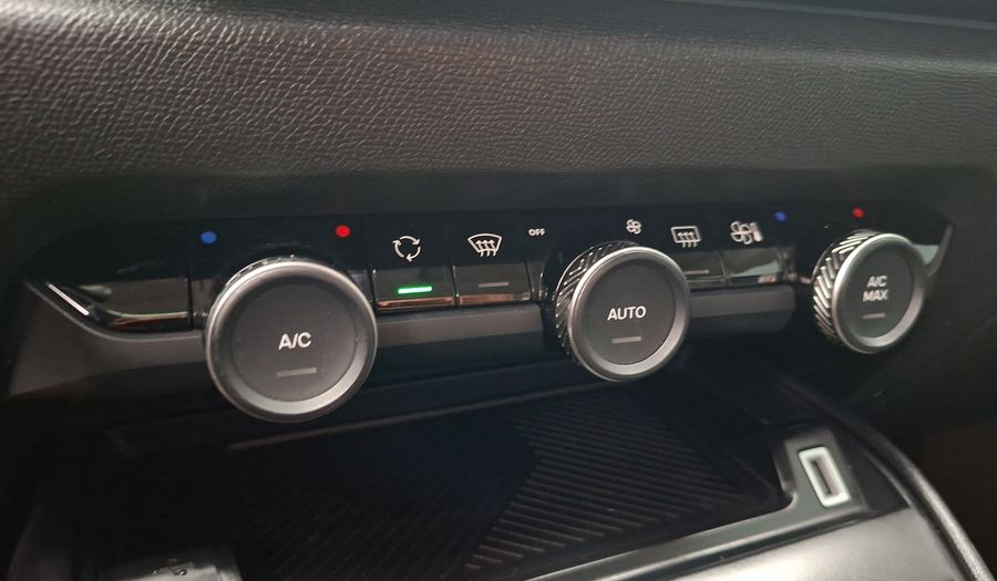 Citroen C4 1.2 PURETECH 130 AUTO SHINE Hatchback 2023