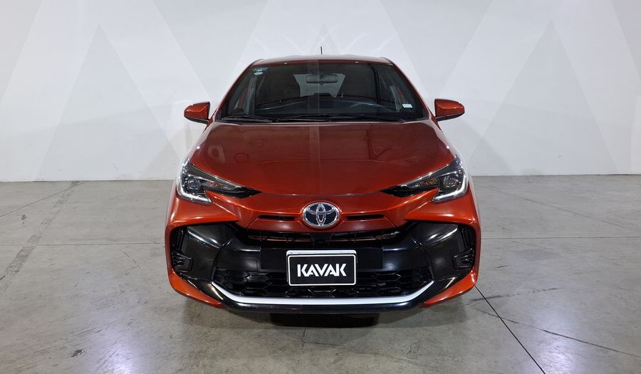 Toyota Yaris 1.5 BASE CVT Hatchback 2023