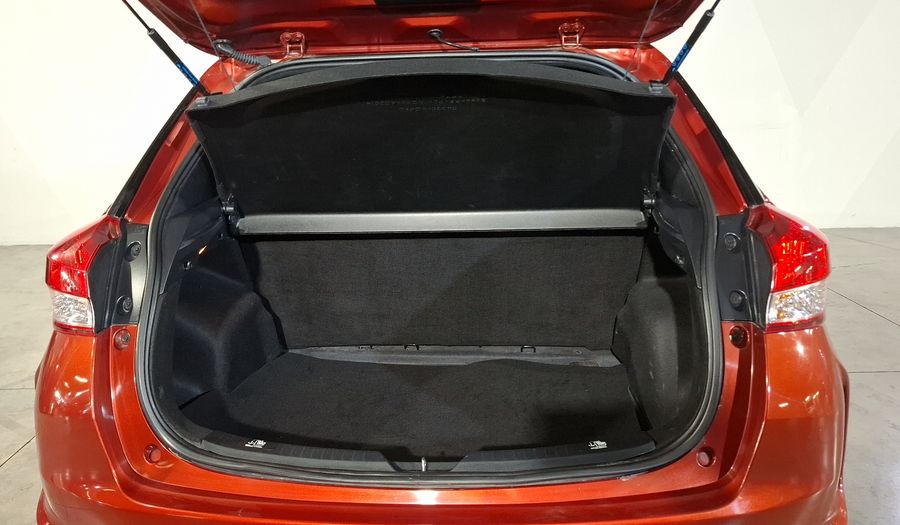 Toyota Yaris 1.5 BASE CVT Hatchback 2023