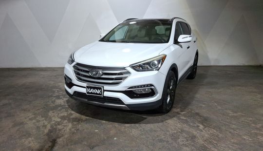 Hyundai • Santa Fe