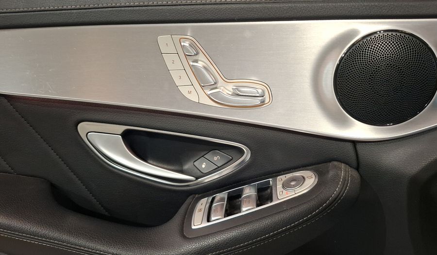 Mercedes Benz Clase C 2.0 250 CGI SPORT AT Sedan 2016