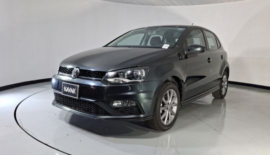 Volkswagen • Polo