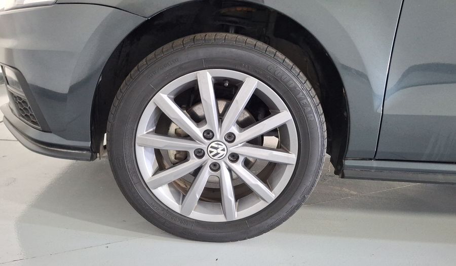 Volkswagen Polo 1.6 COMFORTLINE PLUS AUTO Hatchback 2021