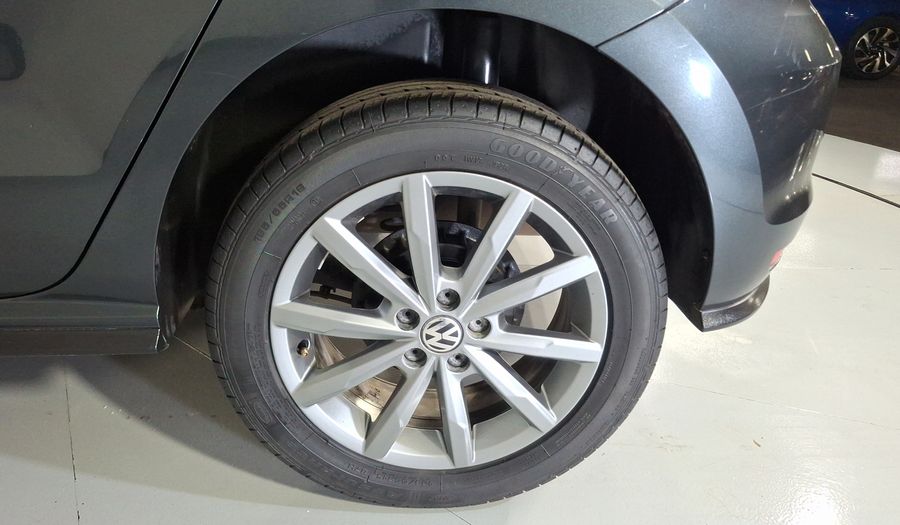 Volkswagen Polo 1.6 COMFORTLINE PLUS AUTO Hatchback 2021